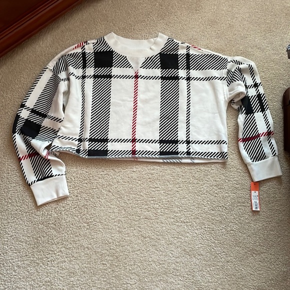 Colsie Tops - Cropped sweatshirt by Colsie